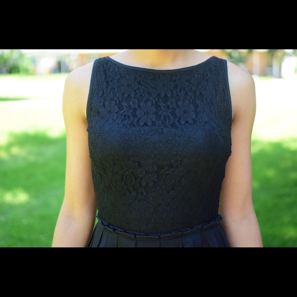 Black Evening/coctail Dress - Picture 6 of 8